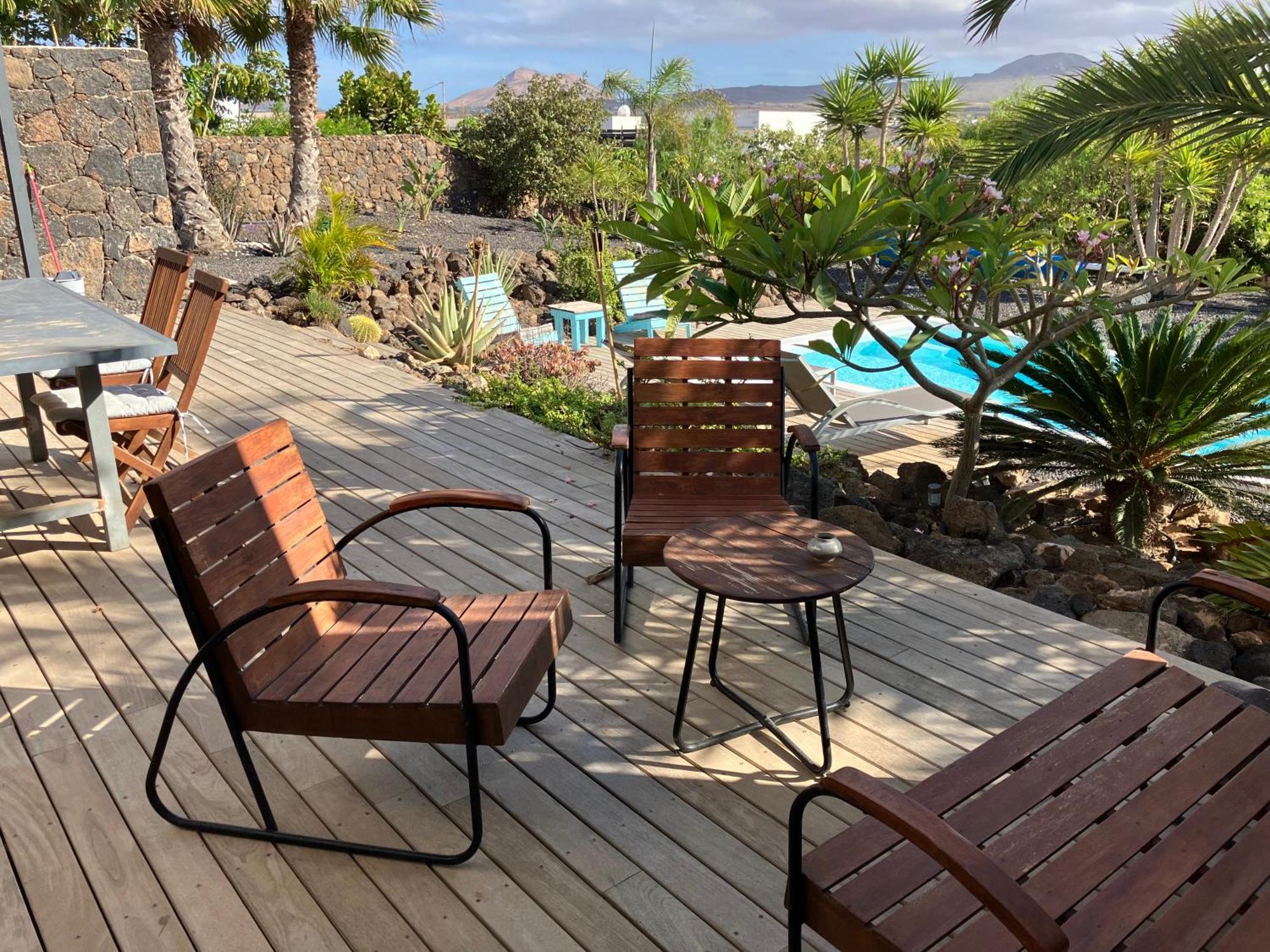 Majanicho Rock - Villa With Heated Pool Lajares Exterior photo